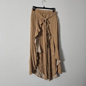 Women’s Mustard Ruffle Pants Sz M